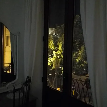فندق مبيت وإفطار Bradamante شينيسي